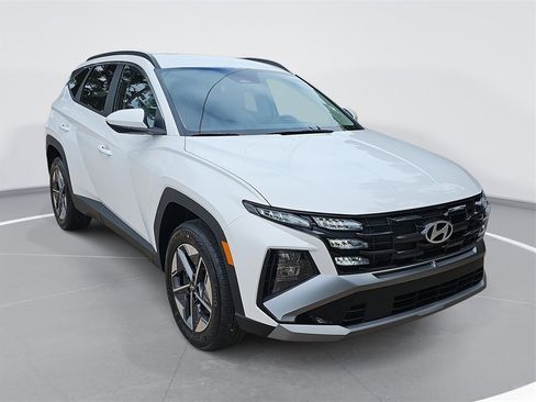 New 2026 Hyundai Tucson SEL image 3