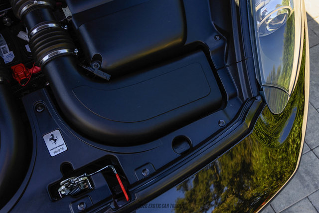 Used 2013 Ferrari California RWD image 26