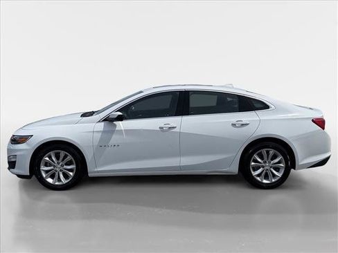 Used 2024 Chevrolet Malibu LT FWD image 3