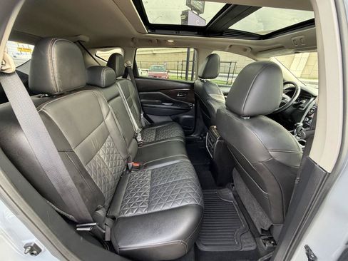 Used 2023 Nissan Murano Platinum w/ Cargo Package FWD image 10