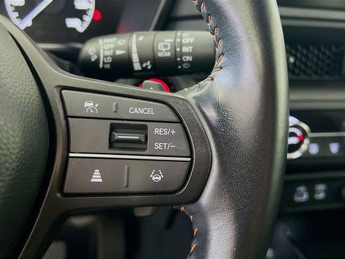 Used 2025 Honda CR-V Sport-L image 17