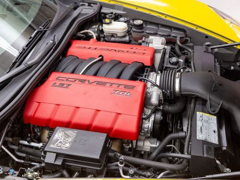 Used 2007 Chevrolet Corvette Z06 w/ Preferred Equipment Group image 25