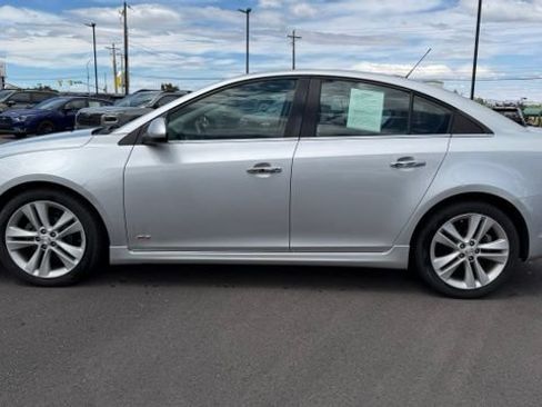 Used 2015 Chevrolet Cruze LTZ w/ Sun, Sound and Sport Package FWD image 4