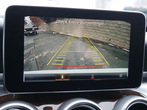 Used 2018 Mercedes-Benz C 300 4MATIC Sedan image 18