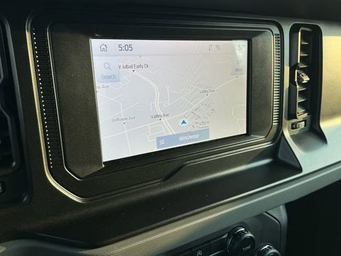 Certified 2022 Ford Bronco Big Bend image 26