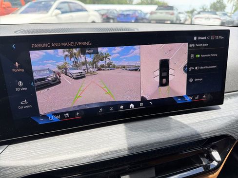 New 2025 BMW 330i Sedan w/ Convenience Package RWD image 31