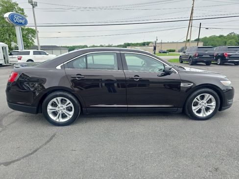 Used 2013 Ford Taurus SEL FWD image 5