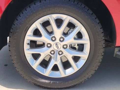 Used 2021 Ford Expedition XLT RWD image 10