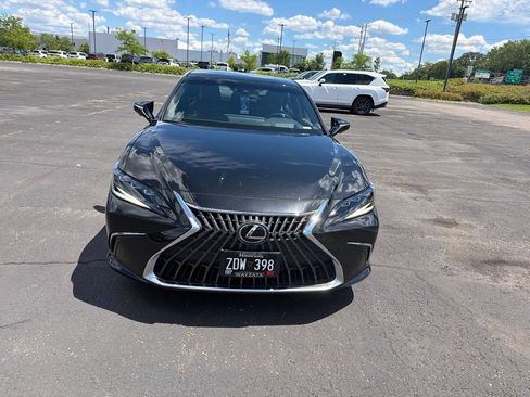 Used 2022 Lexus ES 350 Ultra Luxury w/ Accessory Package 2 FWD image 13