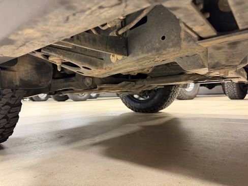 Used 2018 Toyota Land Cruiser image 20