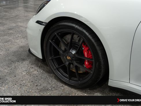 Used 2025 Porsche 911 Targa 4 GTS image 61