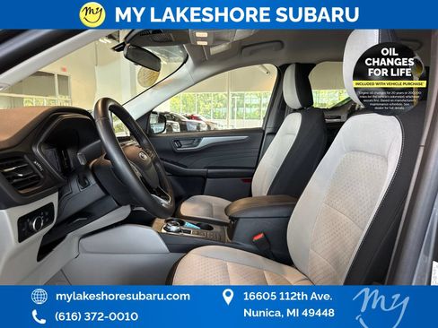 Used 2023 Ford Escape Active AWD/4WD image 10