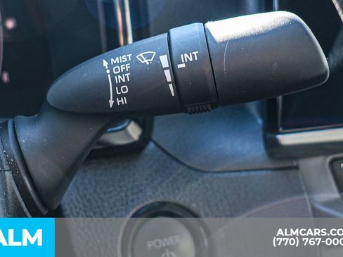 Used 2025 Toyota Camry LE image 33