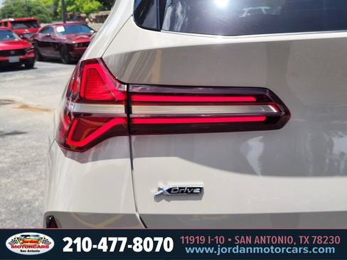 Used 2025 BMW X3 xDrive30i w/ M Sport Package AWD/4WD image 10