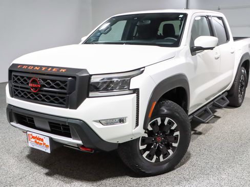 Used 2023 Nissan Frontier PRO-4X w/ Pro Convenience Package AWD/4WD image 32