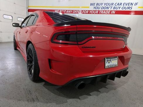 Used 2019 Dodge Charger Scat Pack w/ Dynamics Package image 5