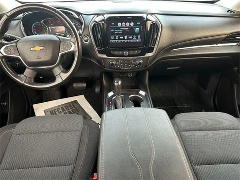 Certified 2019 Chevrolet Traverse LT image 12