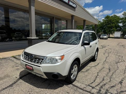 Used 2011 Subaru Forester 2.5X w/ Alloy Wheel Value Pkg AWD/4WD image 1