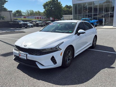 Used 2021 Kia K5 LXS FWD image 3
