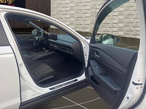 Used 2024 Honda Accord Sport image 12