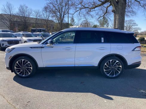 New 2025 Lincoln Aviator Reserve w/ Illumination Package image 8