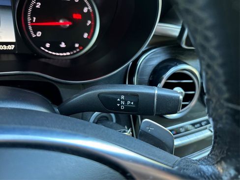 Used 2019 Mercedes-Benz GLC 300 image 34