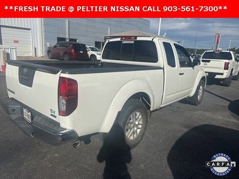 Certified 2017 Nissan Frontier SV image 7