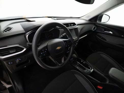 Used 2023 Chevrolet TrailBlazer LS image 9