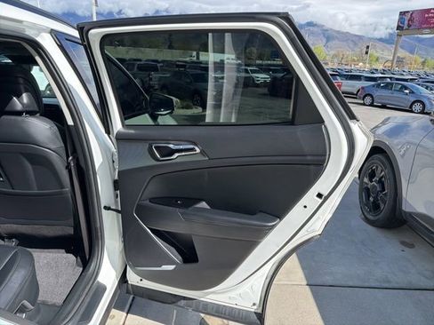 Certified 2025 Kia Sportage SX Prestige image 30