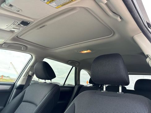 Used 2015 Subaru Outback 2.5i Premium AWD/4WD image 19