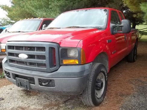 Used 2006 Ford F250 4x4 SuperCab Super Duty image 1