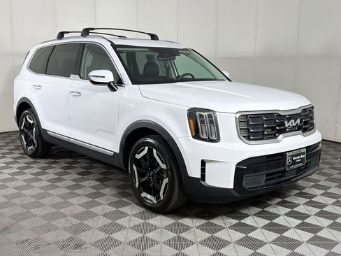 Used 2023 Kia Telluride S w/ S Sunroof Package AWD/4WD image 7