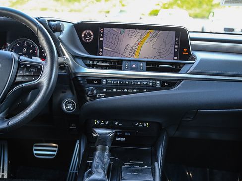 Used 2020 Lexus ES 350 F Sport w/ Accessory Package FWD image 13