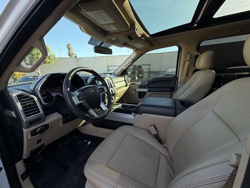 Used 2017 Ford F350 Lariat w/ FX4 Off-Road Package AWD/4WD image 38