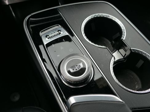 Certified 2024 Cadillac Lyriq Sport AWD/4WD image 23