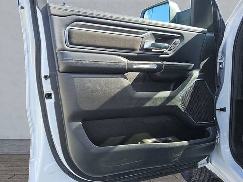 Used 2025 RAM 1500 Laramie AWD/4WD image 17