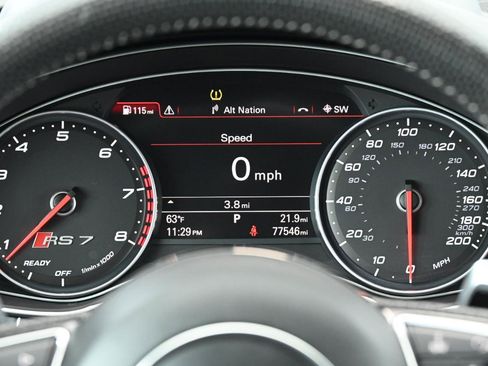 Used 2016 Audi RS 7 Prestige image 27