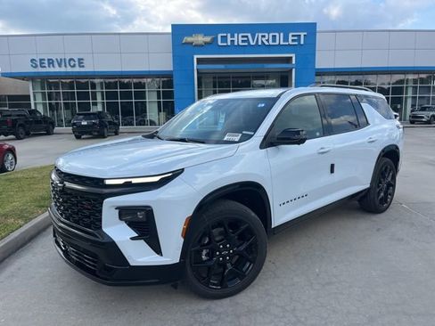 New 2026 Chevrolet Traverse RS w/ LPO, Floor Liner Package image 2