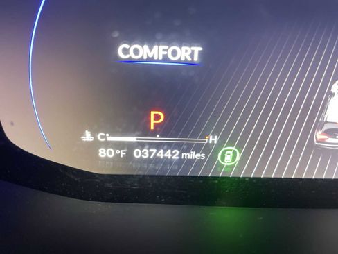 Used 2023 Acura MDX SH-AWD image 18