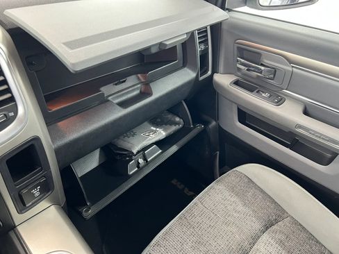 Used 2019 RAM 1500 Classic Warlock AWD/4WD image 23