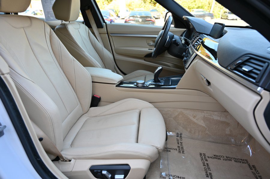 Used 2016 BMW 328i Gran Turismo xDrive AWD/4WD image 19