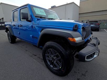 New 2026 Jeep Gladiator Sport
