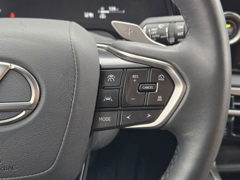 Used 2025 Lexus RX 350 Technology Package image 36