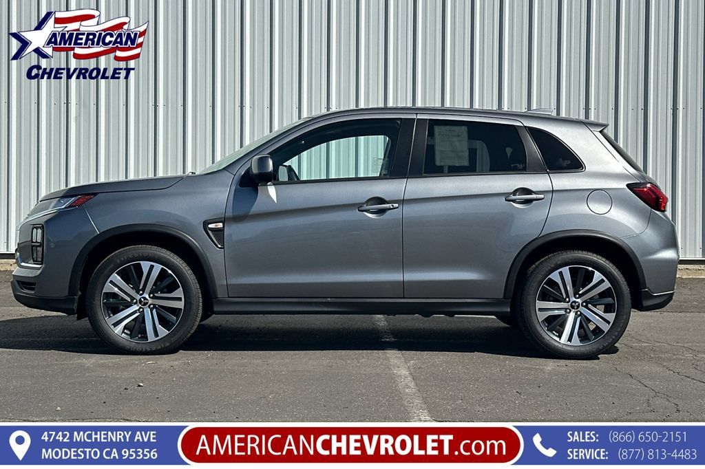 Used 2025 Mitsubishi Outlander Sport ES AWD/4WD image 7