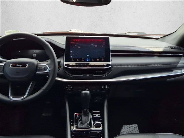 Used 2023 Jeep Compass High Altitude AWD/4WD image 18