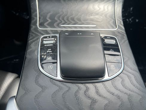 Certified 2022 Mercedes-Benz GLC 300 image 28