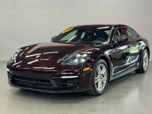 Used 2022 Porsche Panamera 4 image 2