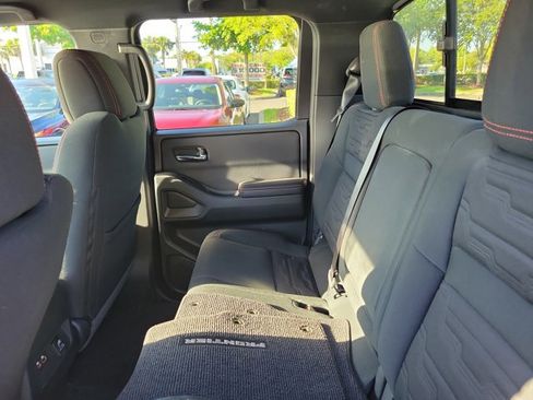 Used 2025 Nissan Frontier Pro-X w/ Pro Convenience Package RWD image 12