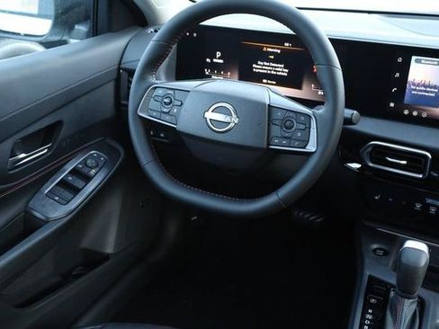 New 2026 Nissan Sentra SR FWD image 25