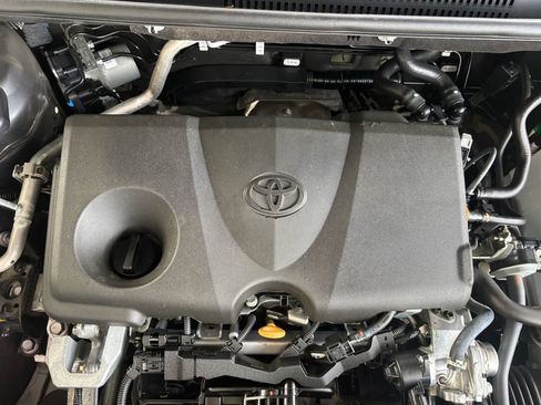 Used 2024 Toyota RAV4 LE image 28